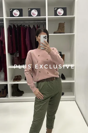 Roze džemper sa srcima