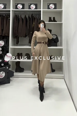 Asimetrična haljina sa pojasom