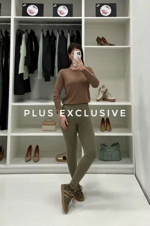 Maslinasto zelene helanke