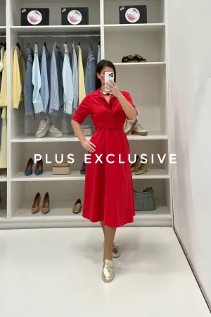 Crvena haljina na vezivanje