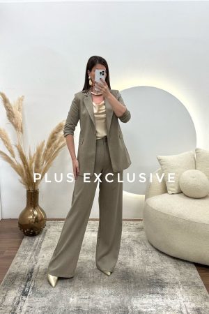 Pantalone u boji peska